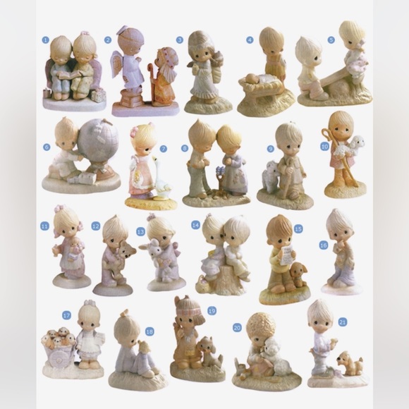 Complete set of the 21 retired Precious Moment statues - Picture 2 of 2